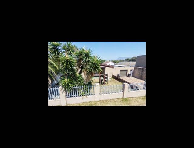 5 BEDROOM HOUSE FOR SALE IN BOTHASIG